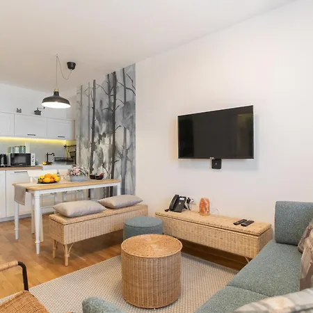 Cardak U Sumi 公寓 *